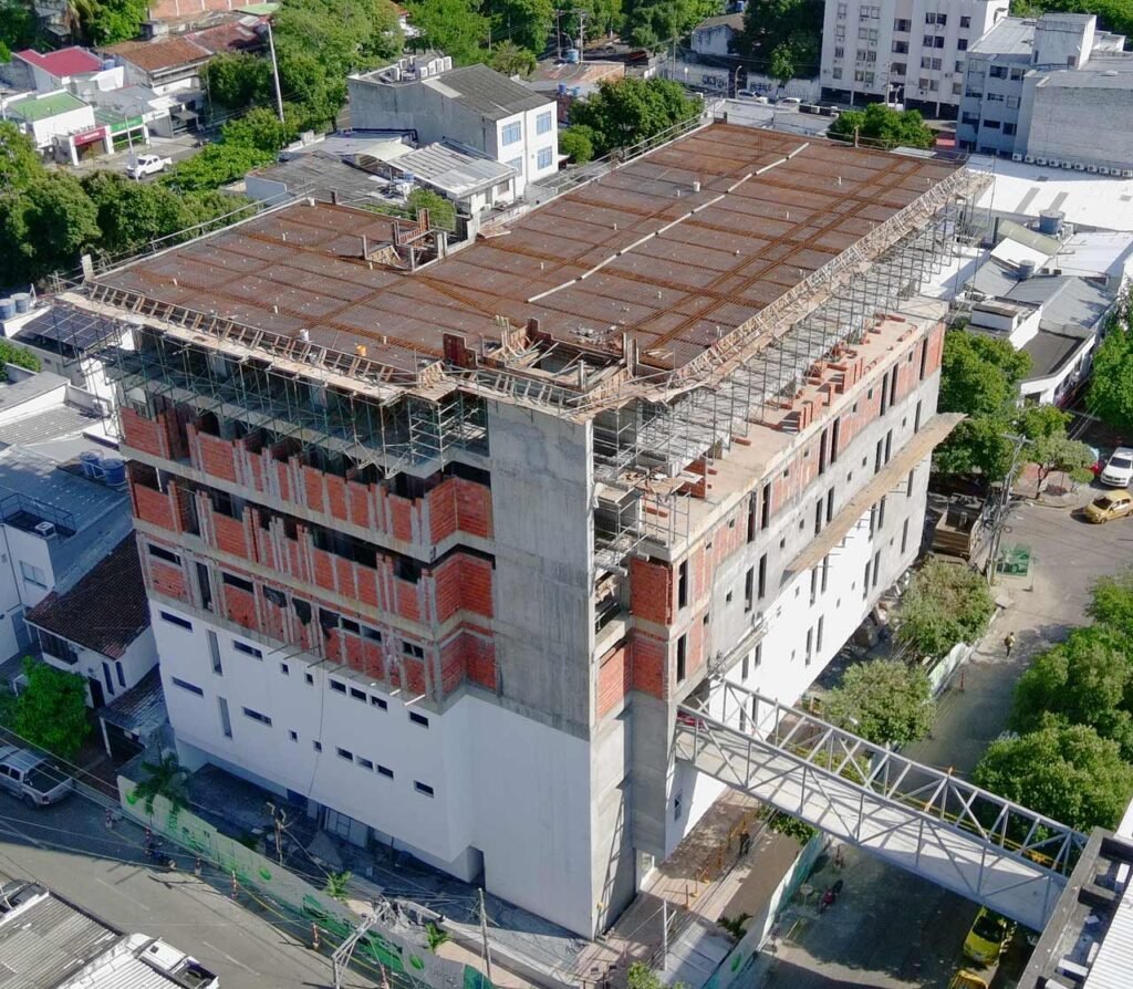 edificio en construcción con Empalmes Mecánicos de smart Couplers